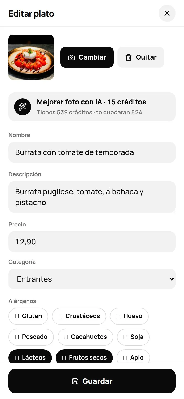 Ficha Editar plato con la foto, el botón Foto con IA, nombre, descripción, precio, categoría y alérgenos, y el botón Guardar abajo